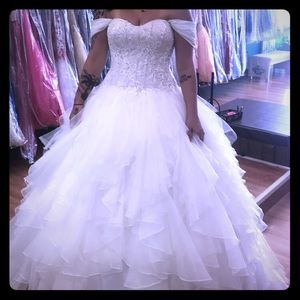 Wedding dress